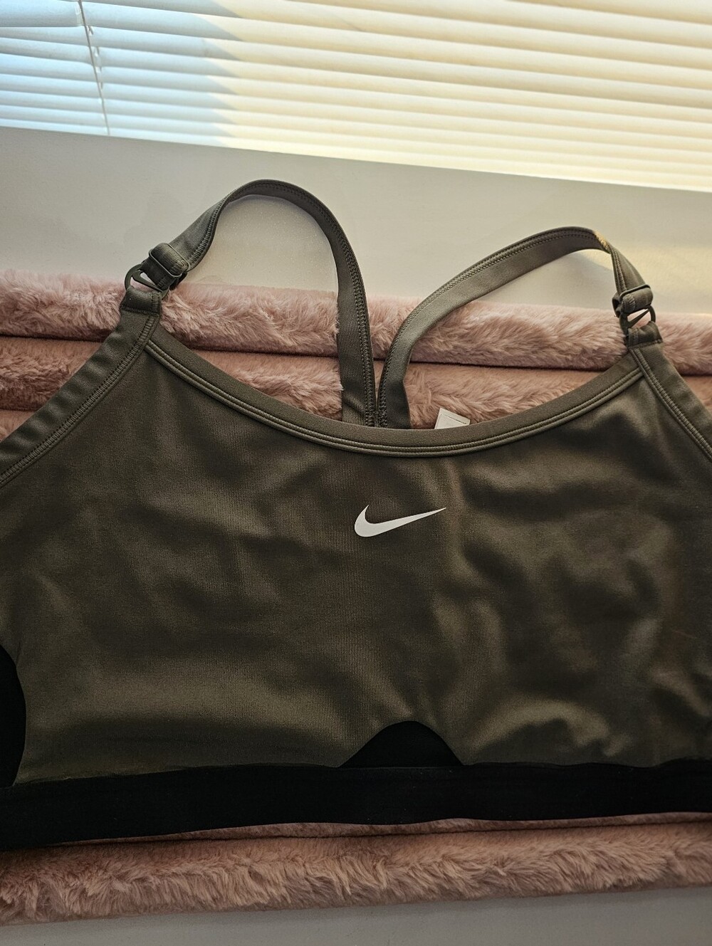 Nike Womens Black Dri Fit Olive Green Sports Bra Plus Size 2X Athletic Workout